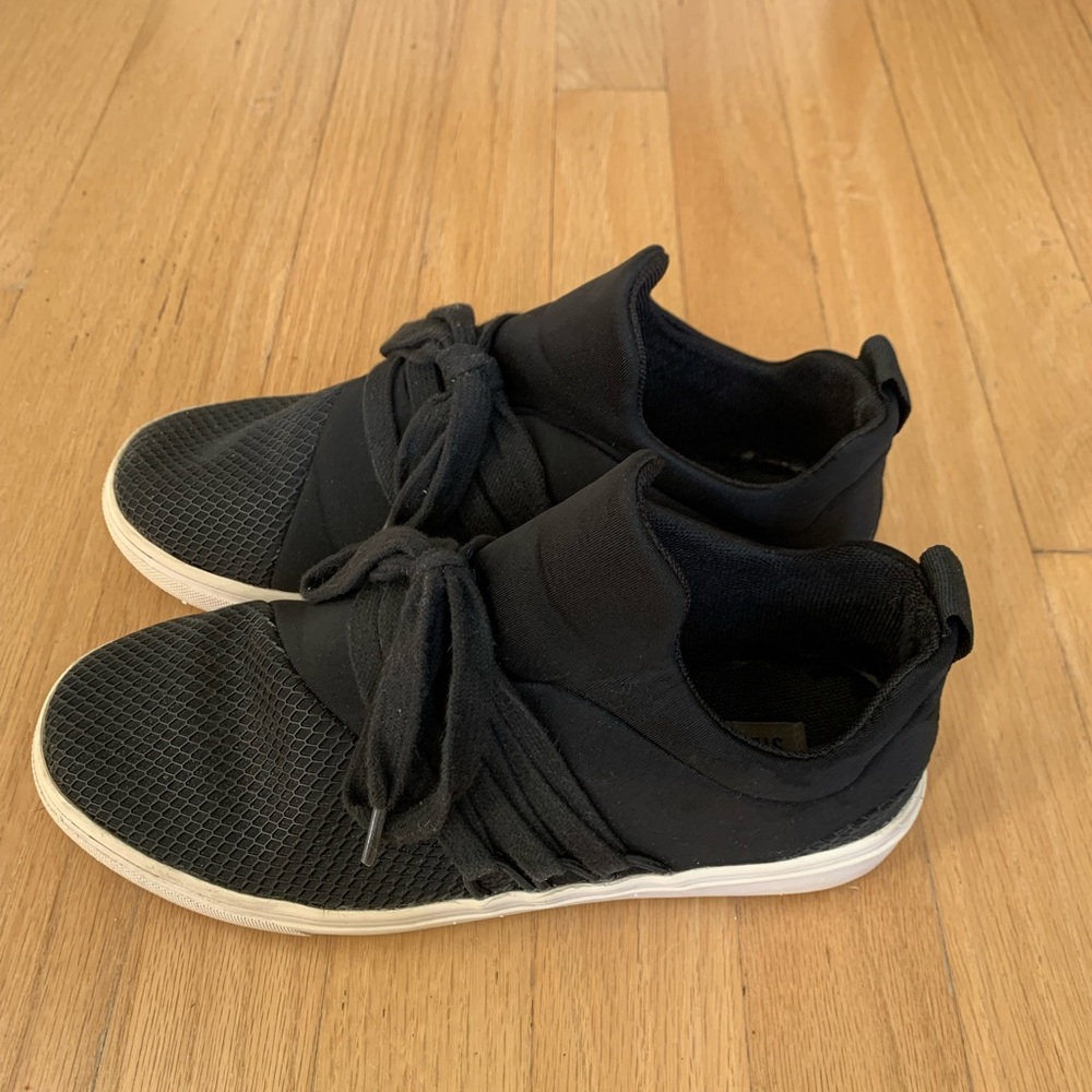 Steve Madden sneakers